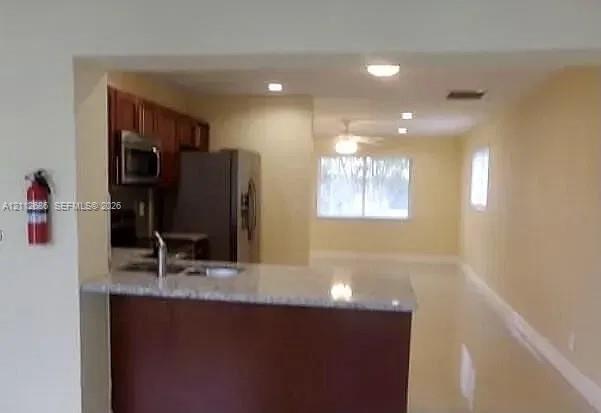 1921 Nw 46th Street Property Photo 3