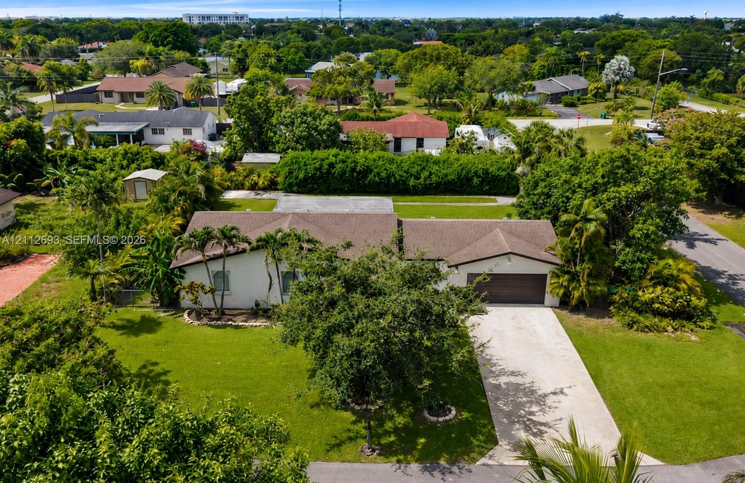 A12112693 Property Photo 3