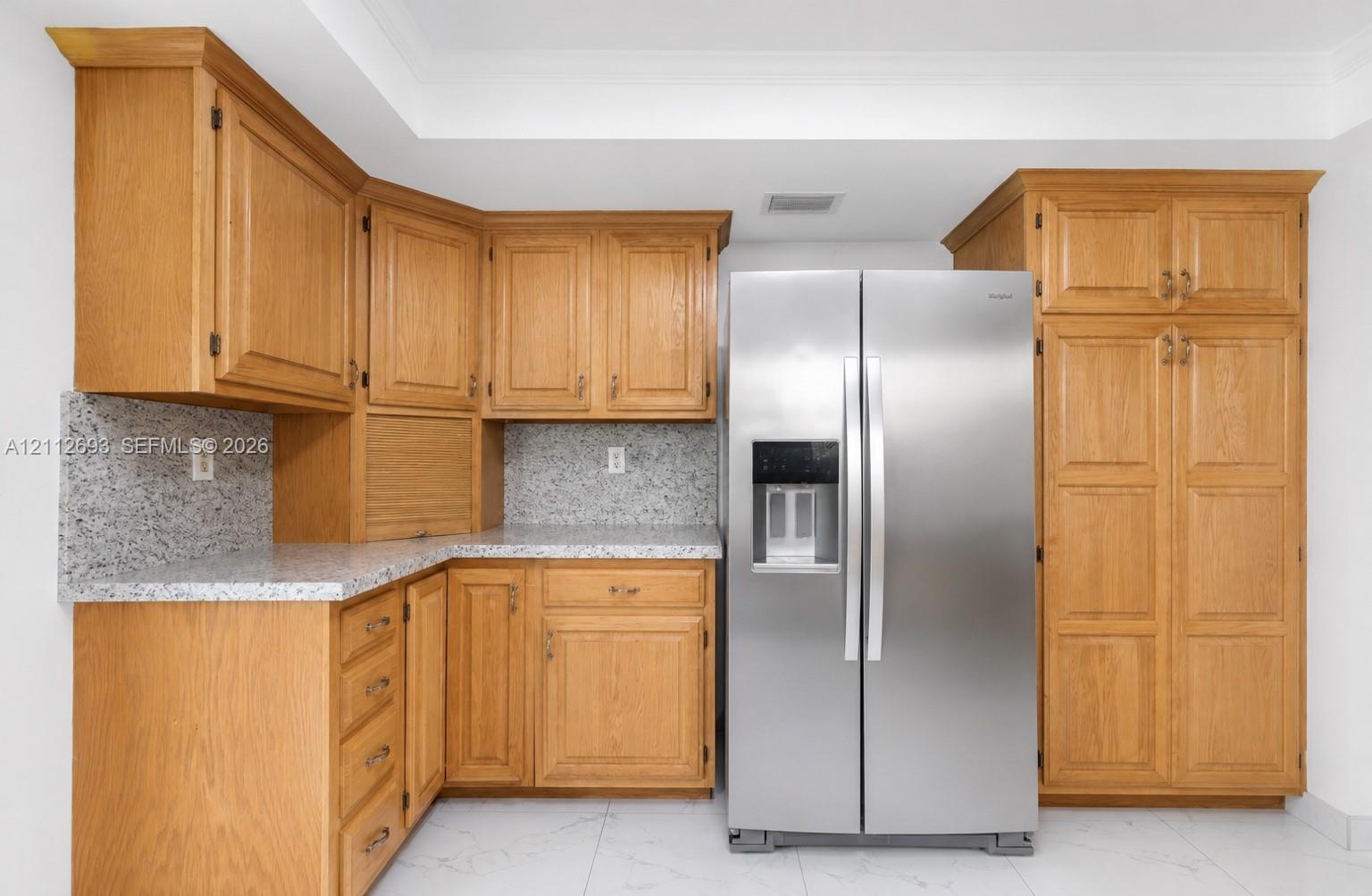 A12112693 Property Photo 4