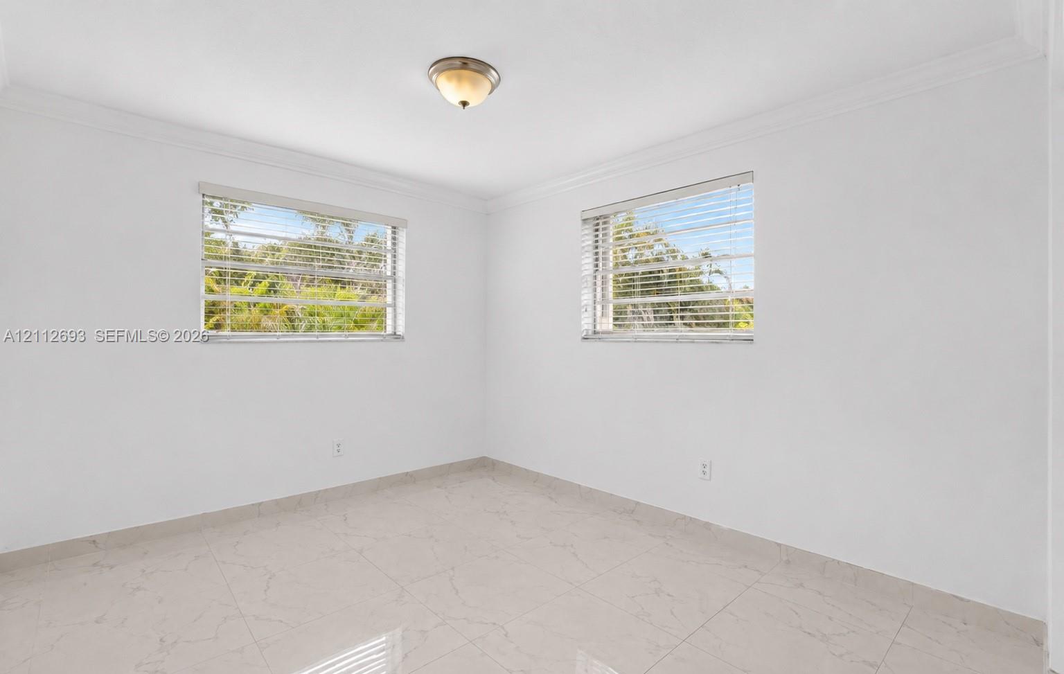 A12112693 Property Photo 9