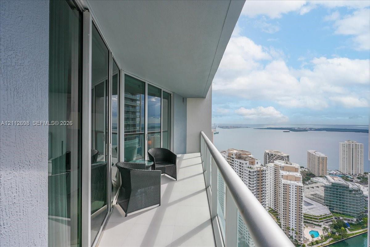 475 Brickell Avenue 4511 Property Photo 1