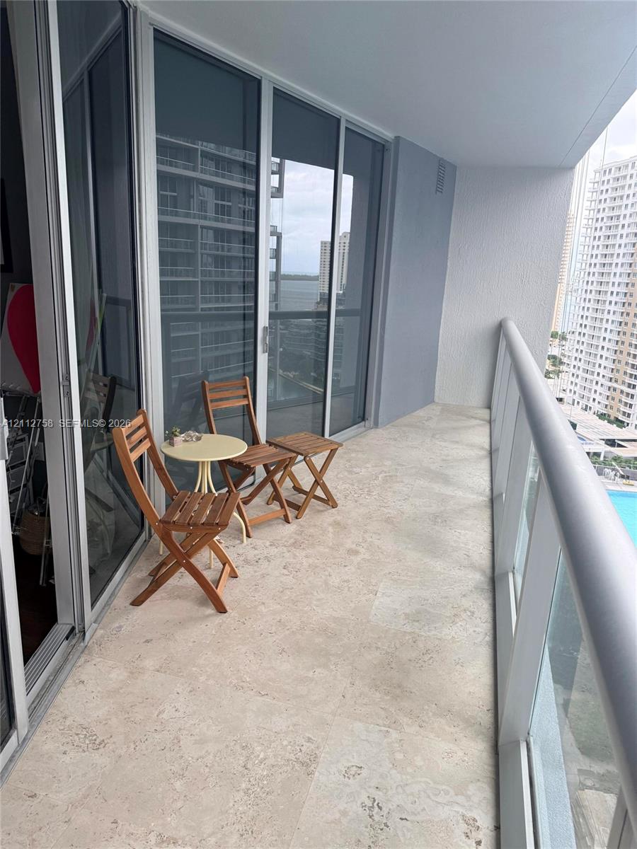 475 Brickell Avenue 2011 Property Photo 19