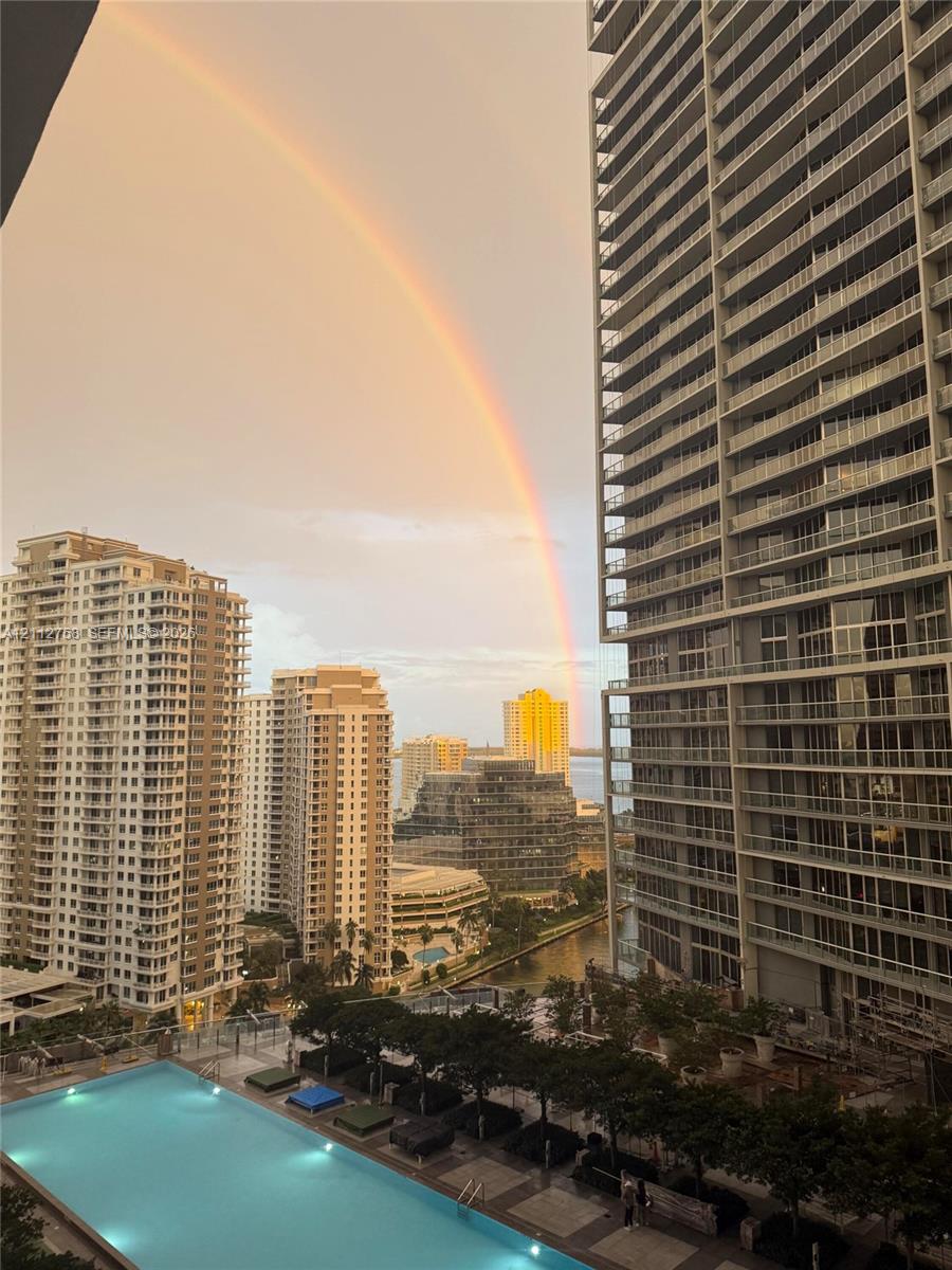 475 Brickell Avenue 2011 Property Photo 27