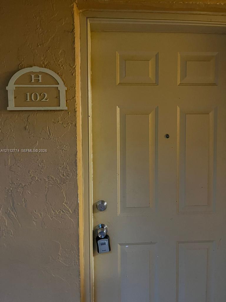18111 Nw 68th Avenue H102 Property Photo 3