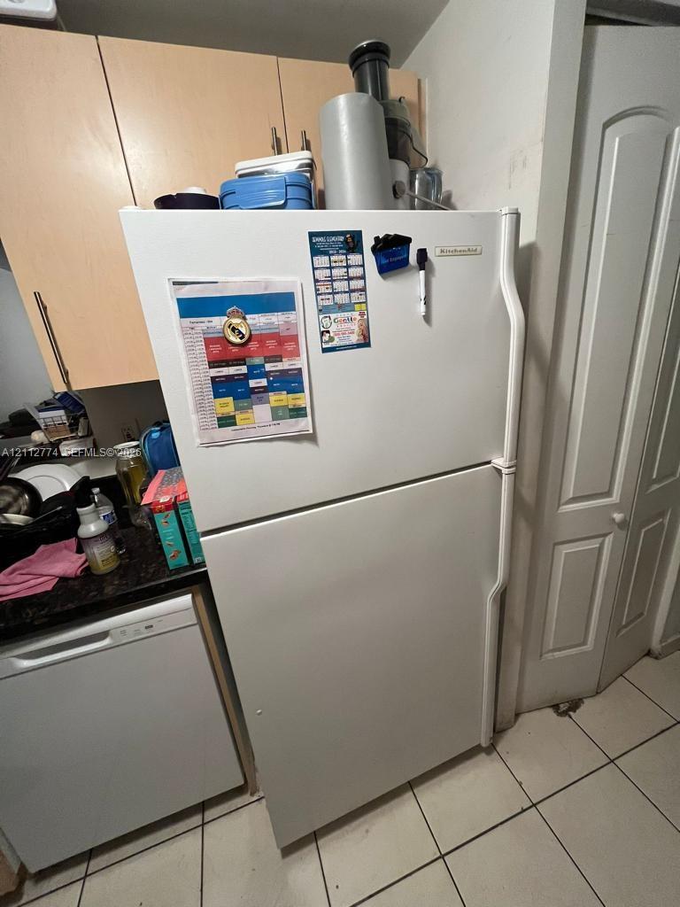 18111 Nw 68th Avenue H102 Property Photo 4