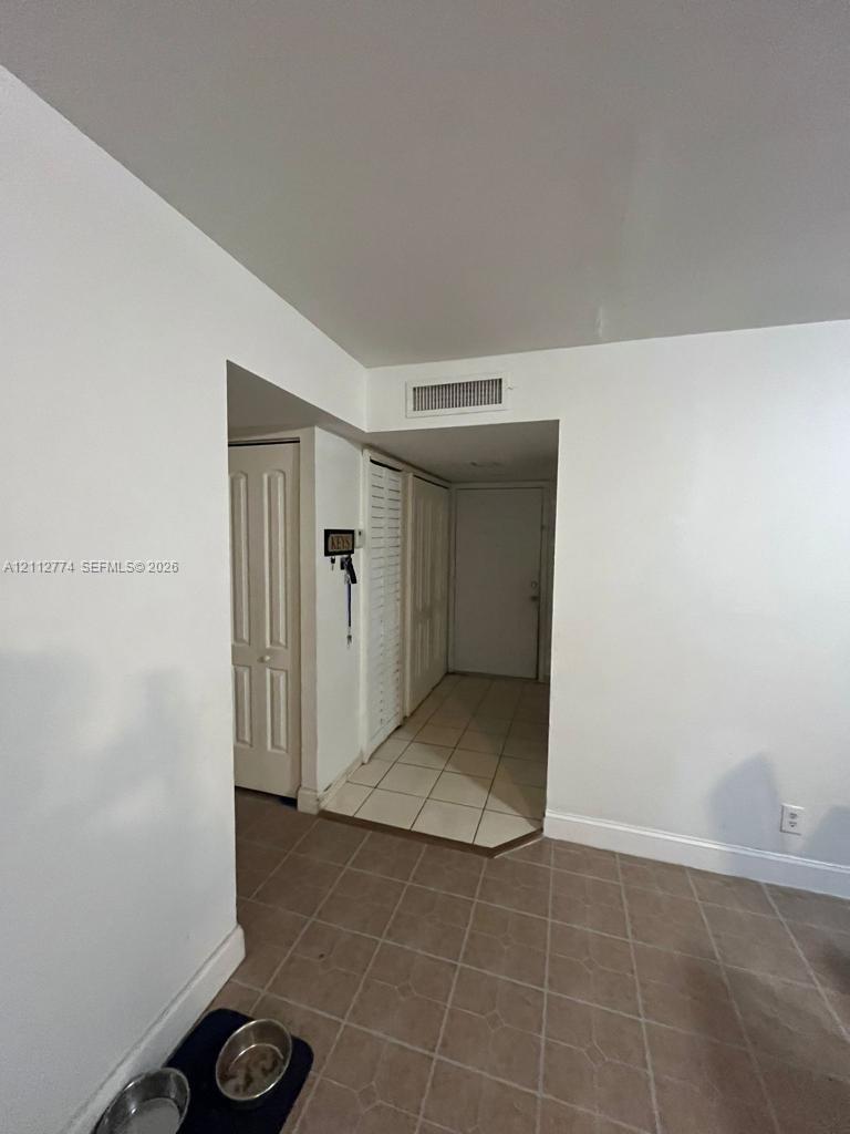 18111 Nw 68th Avenue H102 Property Photo 7