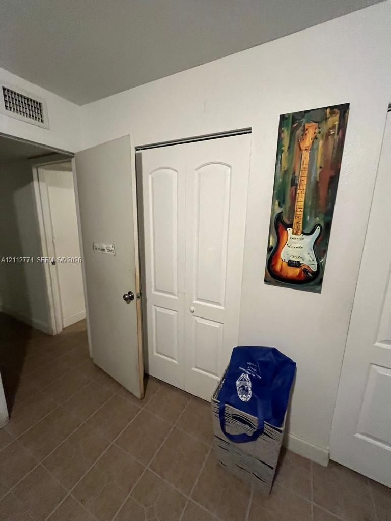18111 Nw 68th Avenue H102 Property Photo 8