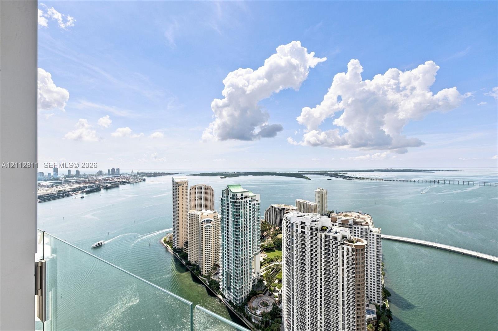 300 Biscayne Boulevard Way 5002e Property Photo 2