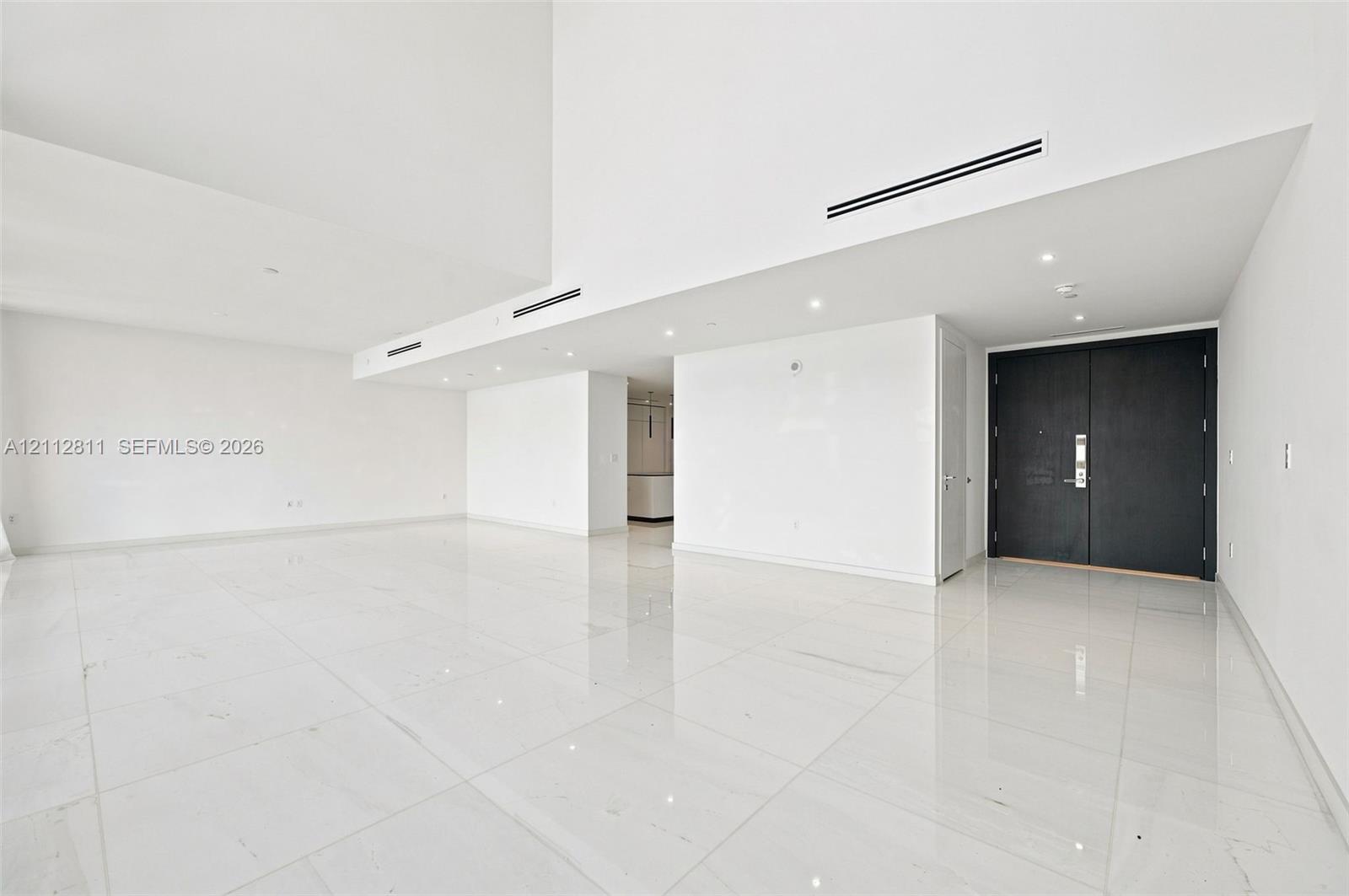 300 Biscayne Boulevard Way 5002e Property Photo 6