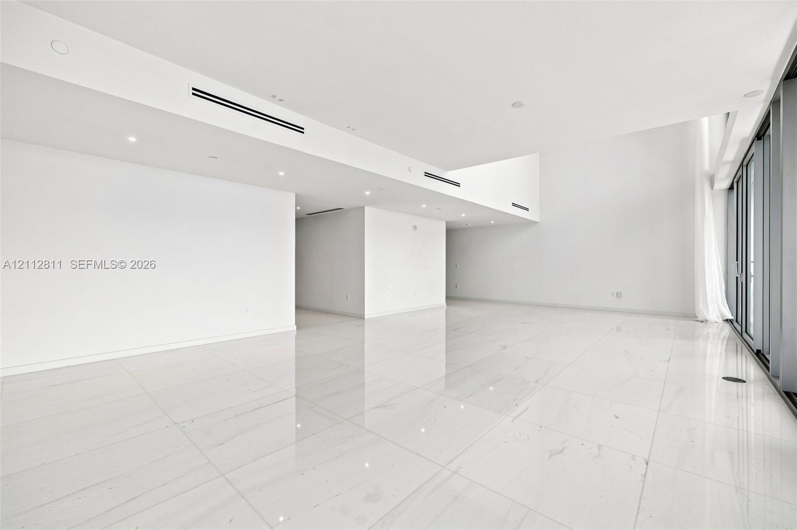 300 Biscayne Boulevard Way 5002e Property Photo 7