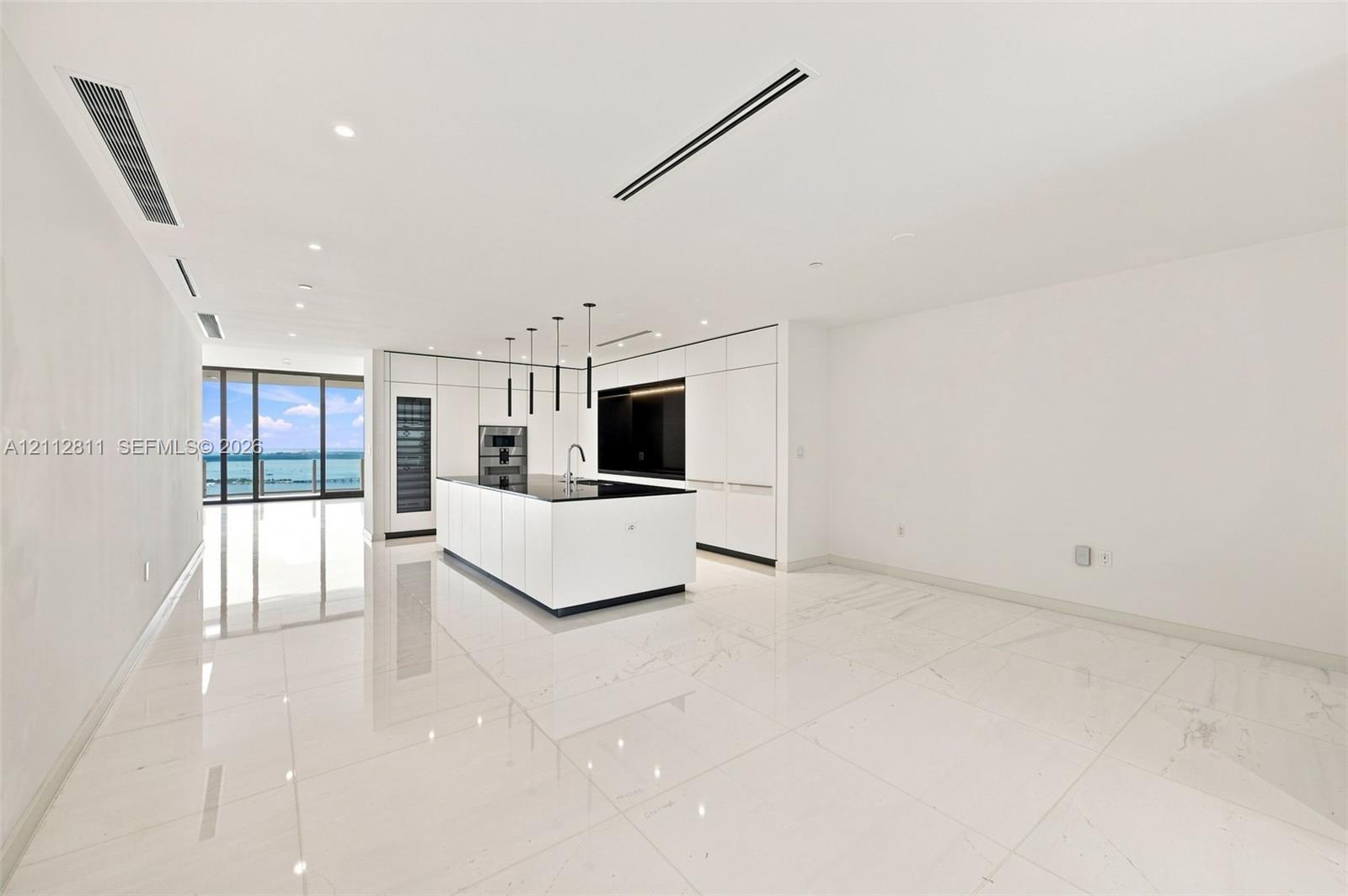300 Biscayne Boulevard Way 5002e Property Photo 10