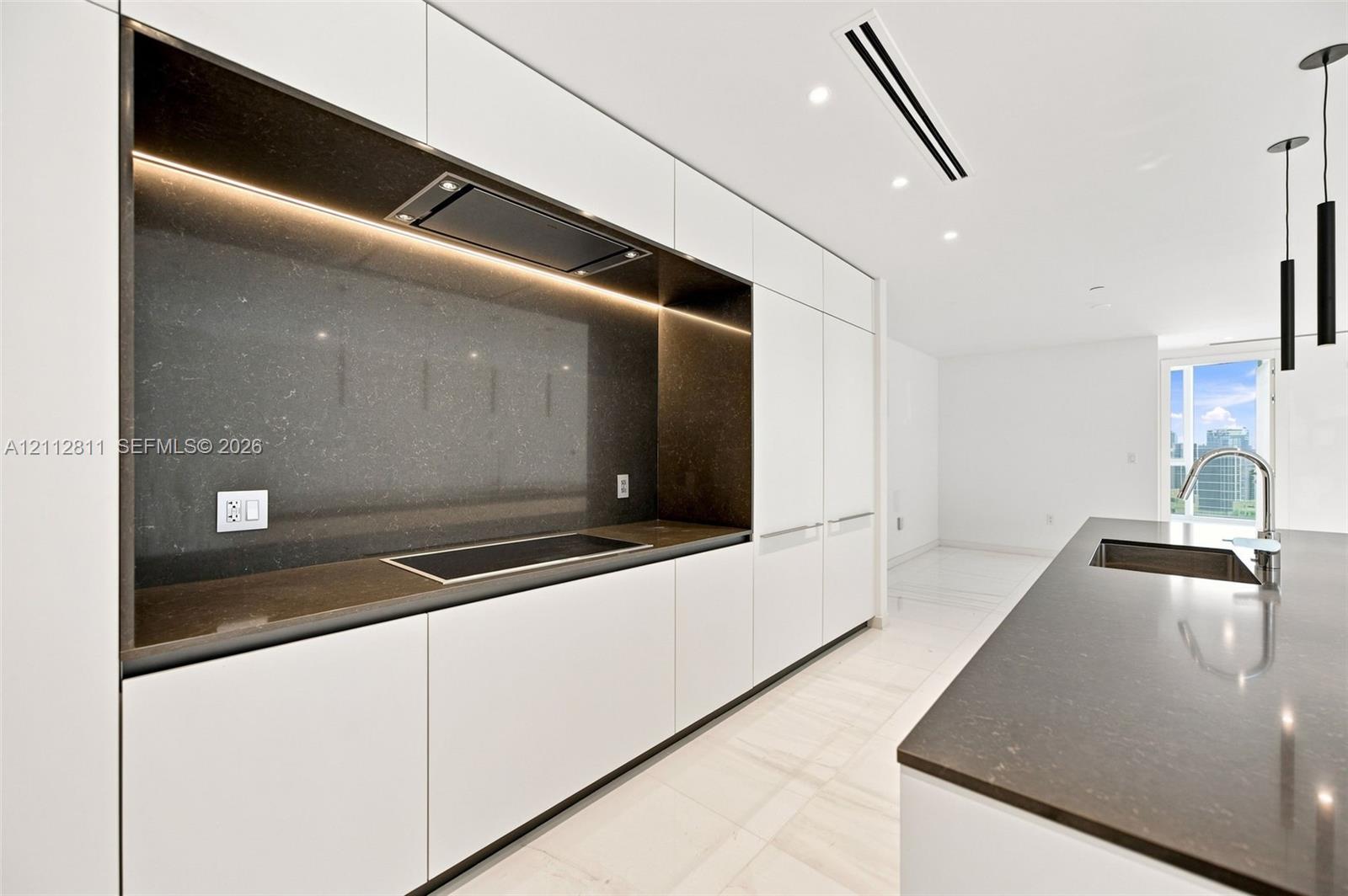 300 Biscayne Boulevard Way 5002e Property Photo 11