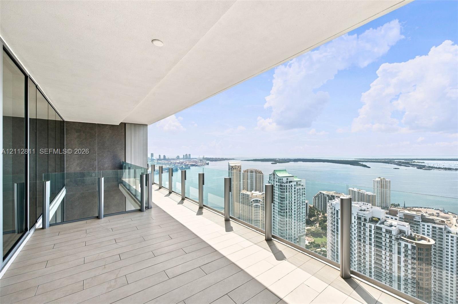 300 Biscayne Boulevard Way 5002e Property Photo 18