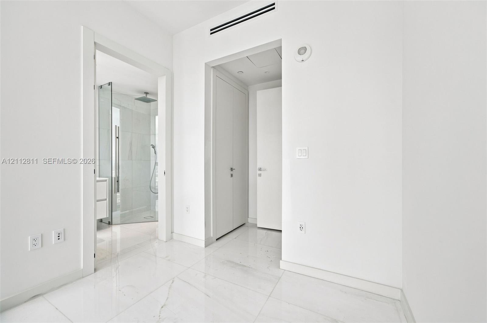 300 Biscayne Boulevard Way 5002e Property Photo 26