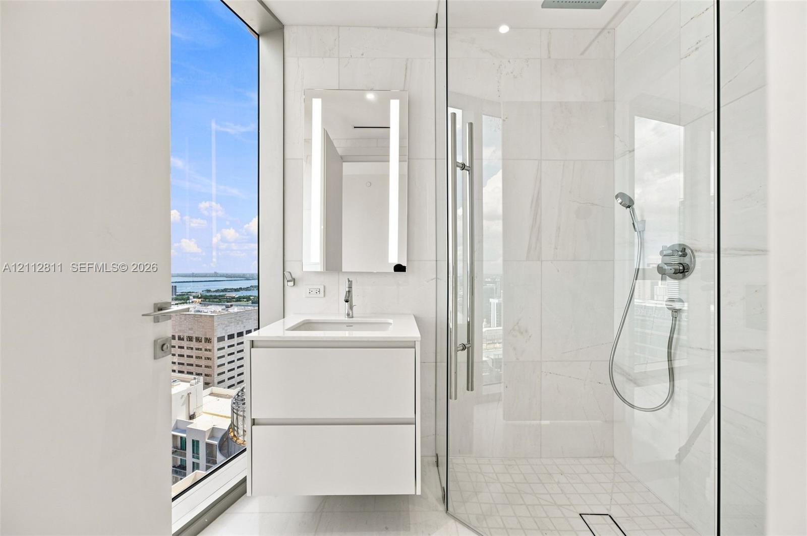 300 Biscayne Boulevard Way 5002e Property Photo 27