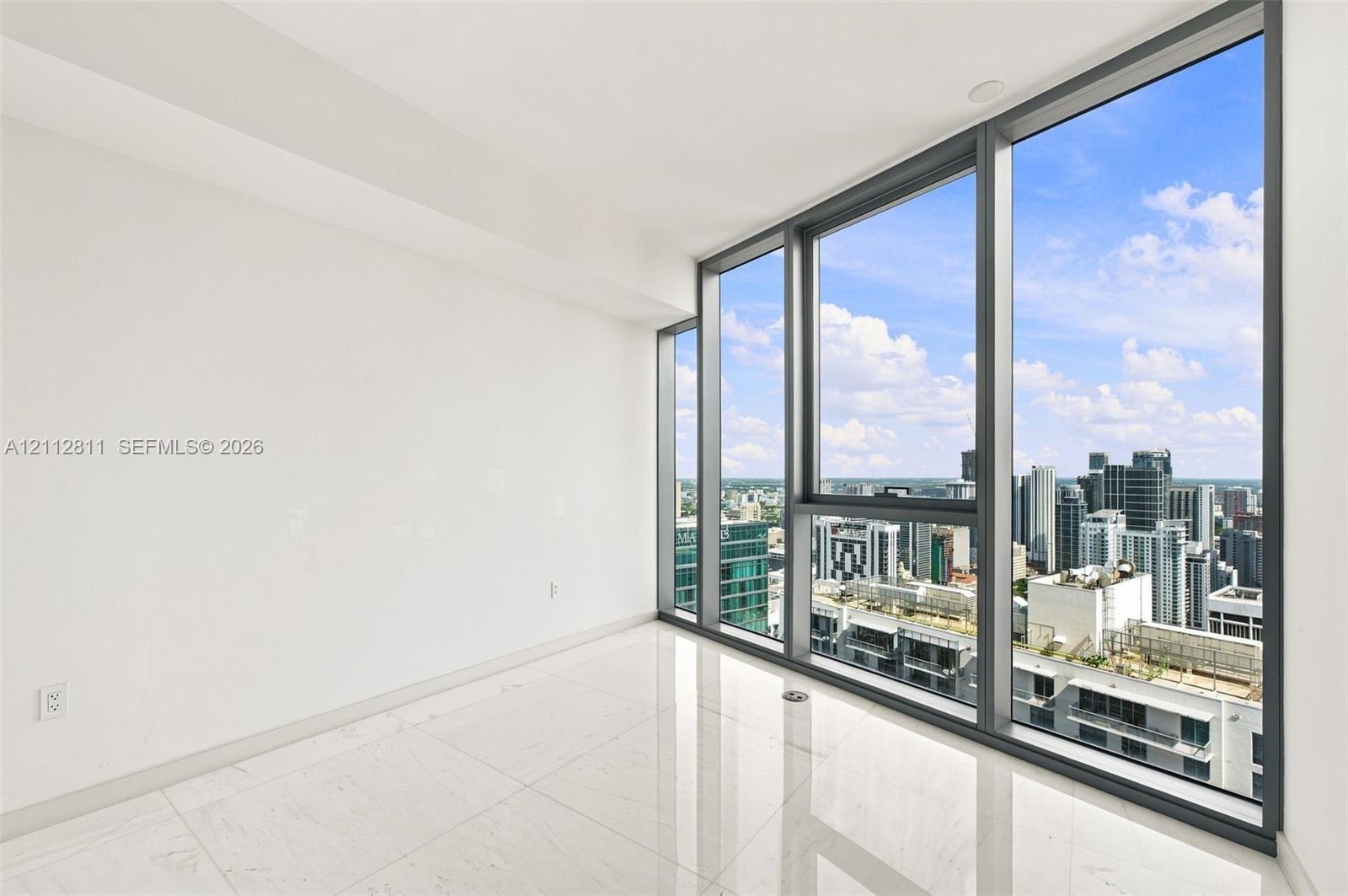 300 Biscayne Boulevard Way 5002e Property Photo 31