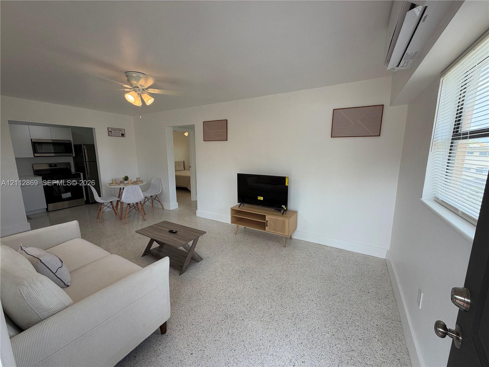 649 Sw 7th Street 16 Property Photo 3