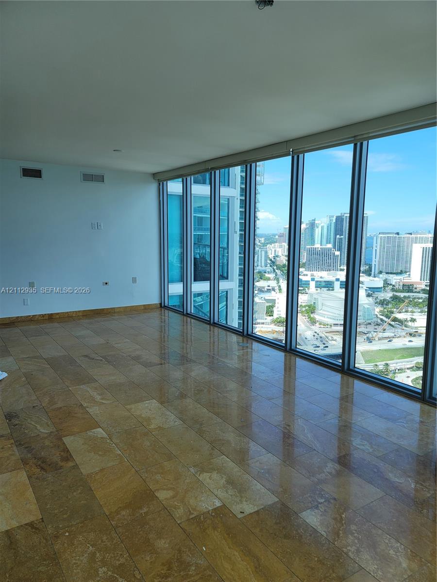 888 Biscayne Boulevard 3908 Property Photo 2