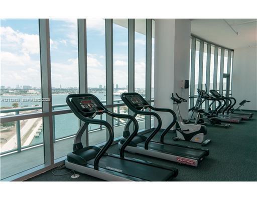 888 Biscayne Boulevard 3908 Property Photo 10