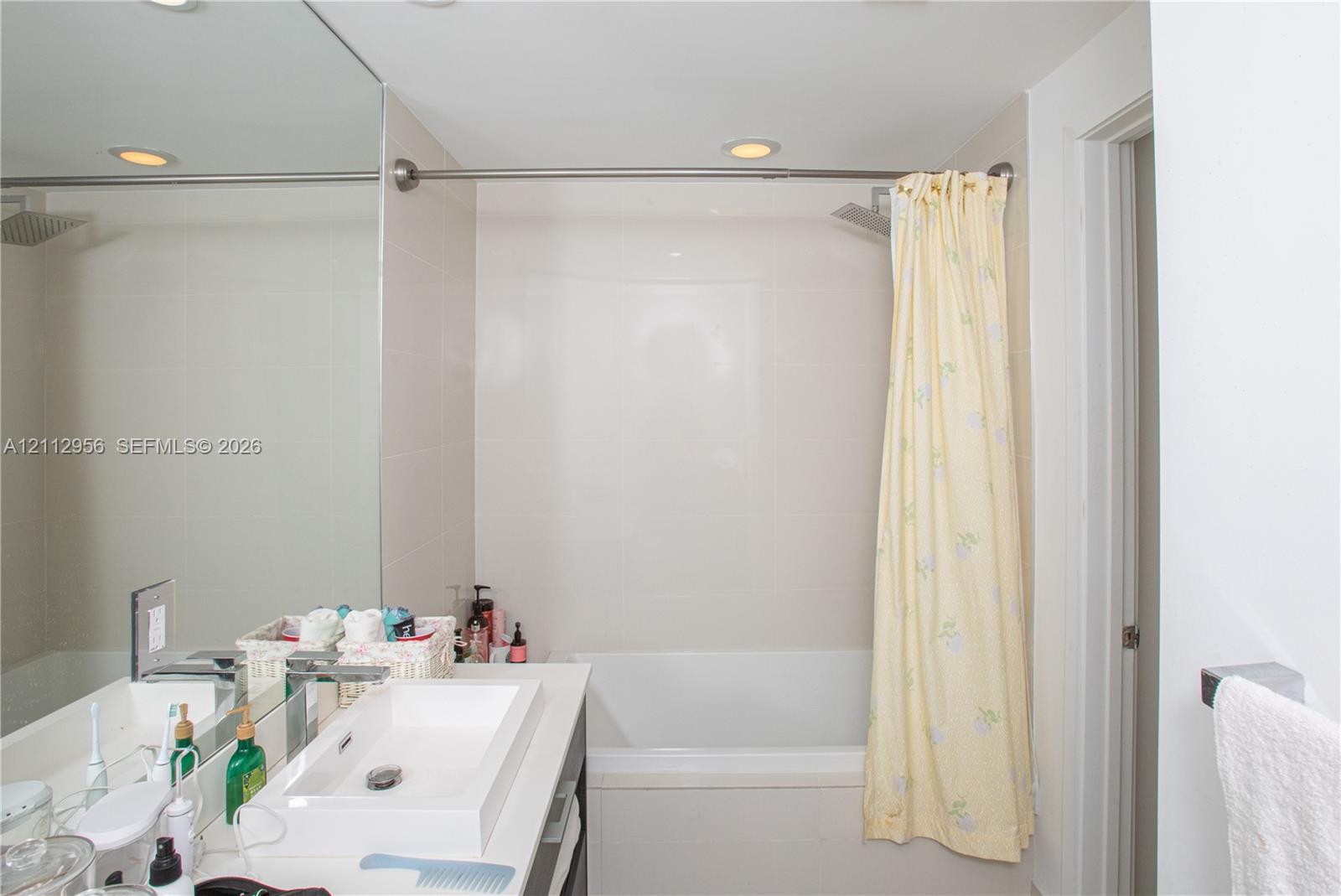 45 Sw 9th Street 1810 Property Photo 23