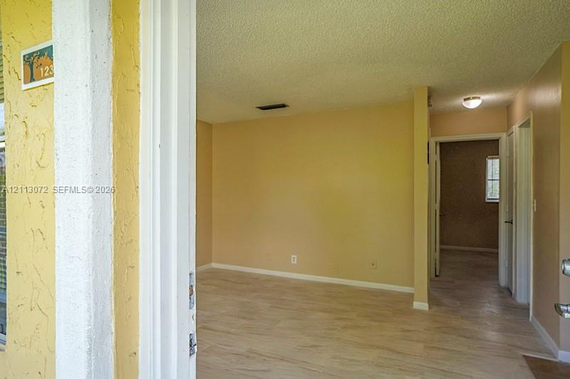 5150 NE 6th Avenue 123 Property Photo 1