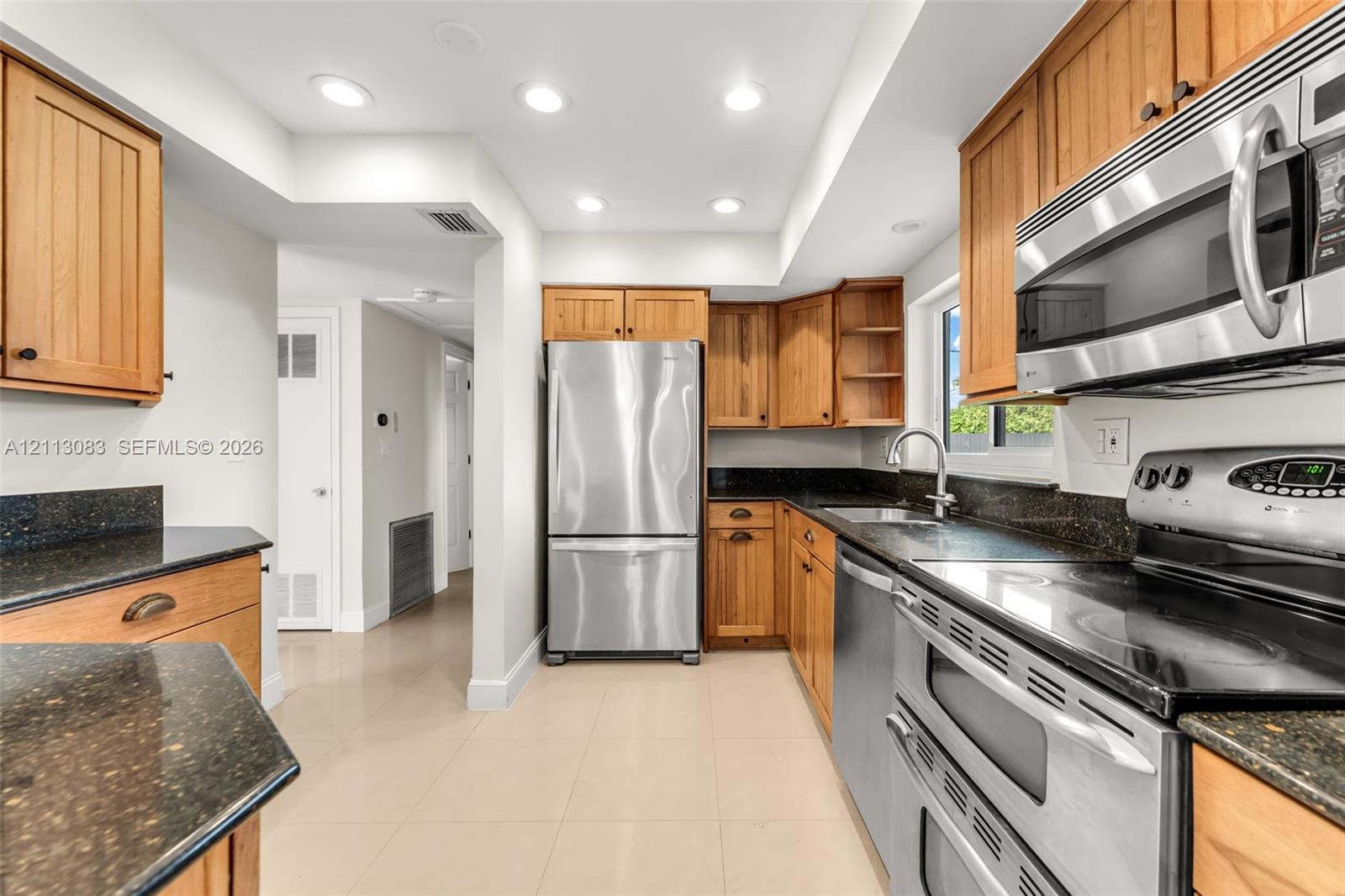 9975 Sw 85th Street Property Photo 3