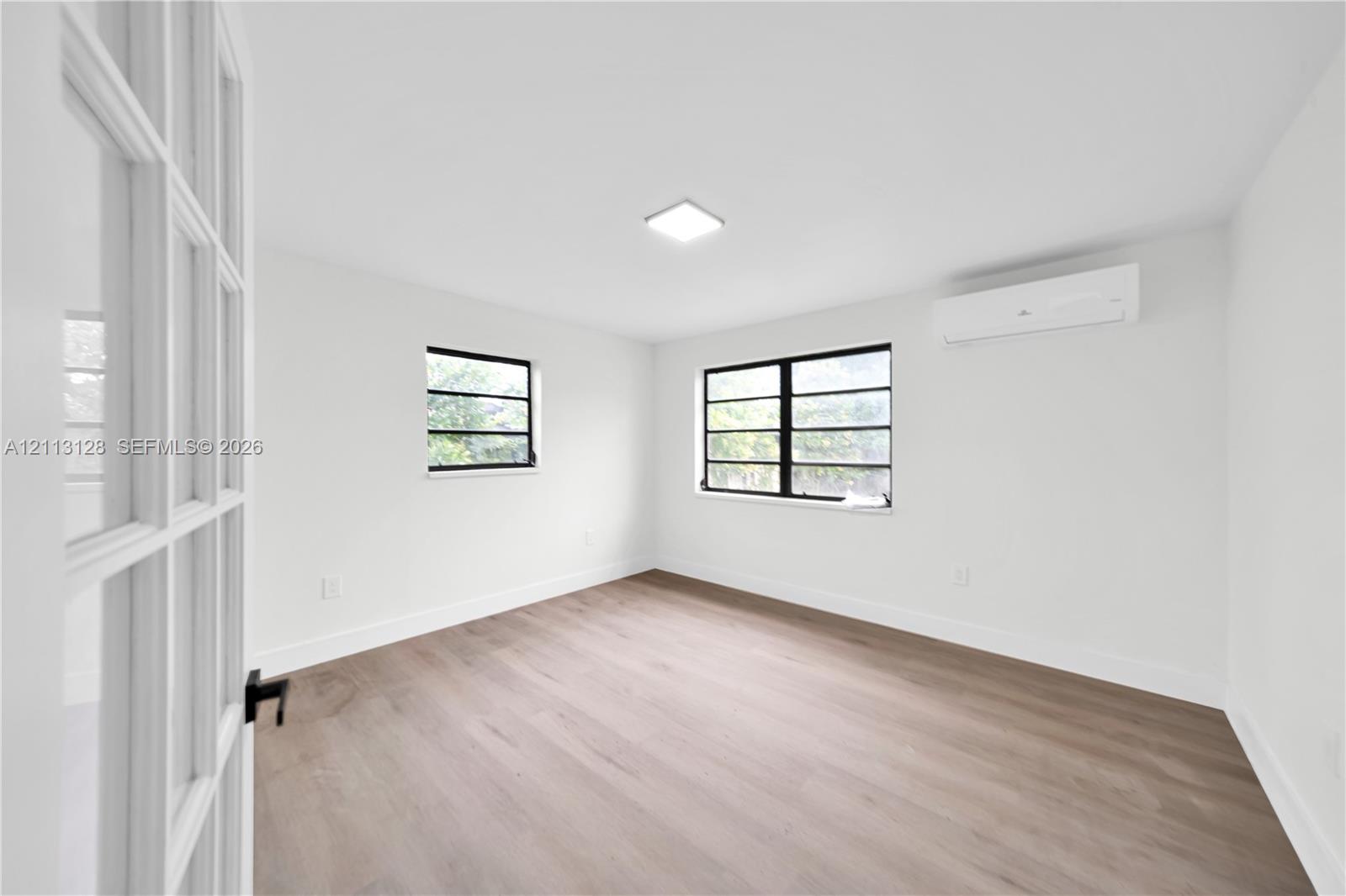 7300 Sw 12th Street B Property Photo 4