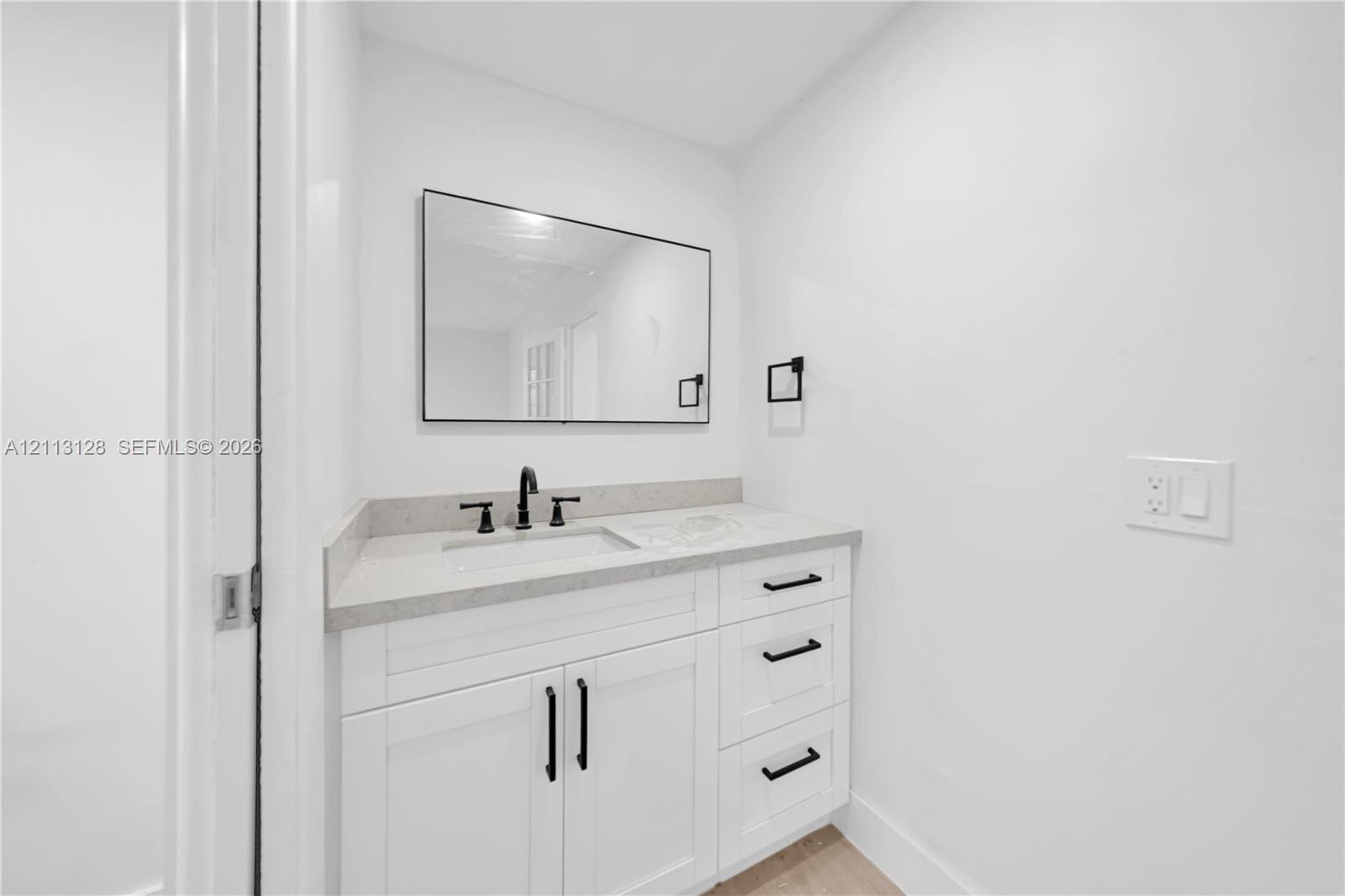 7300 Sw 12th Street B Property Photo 7