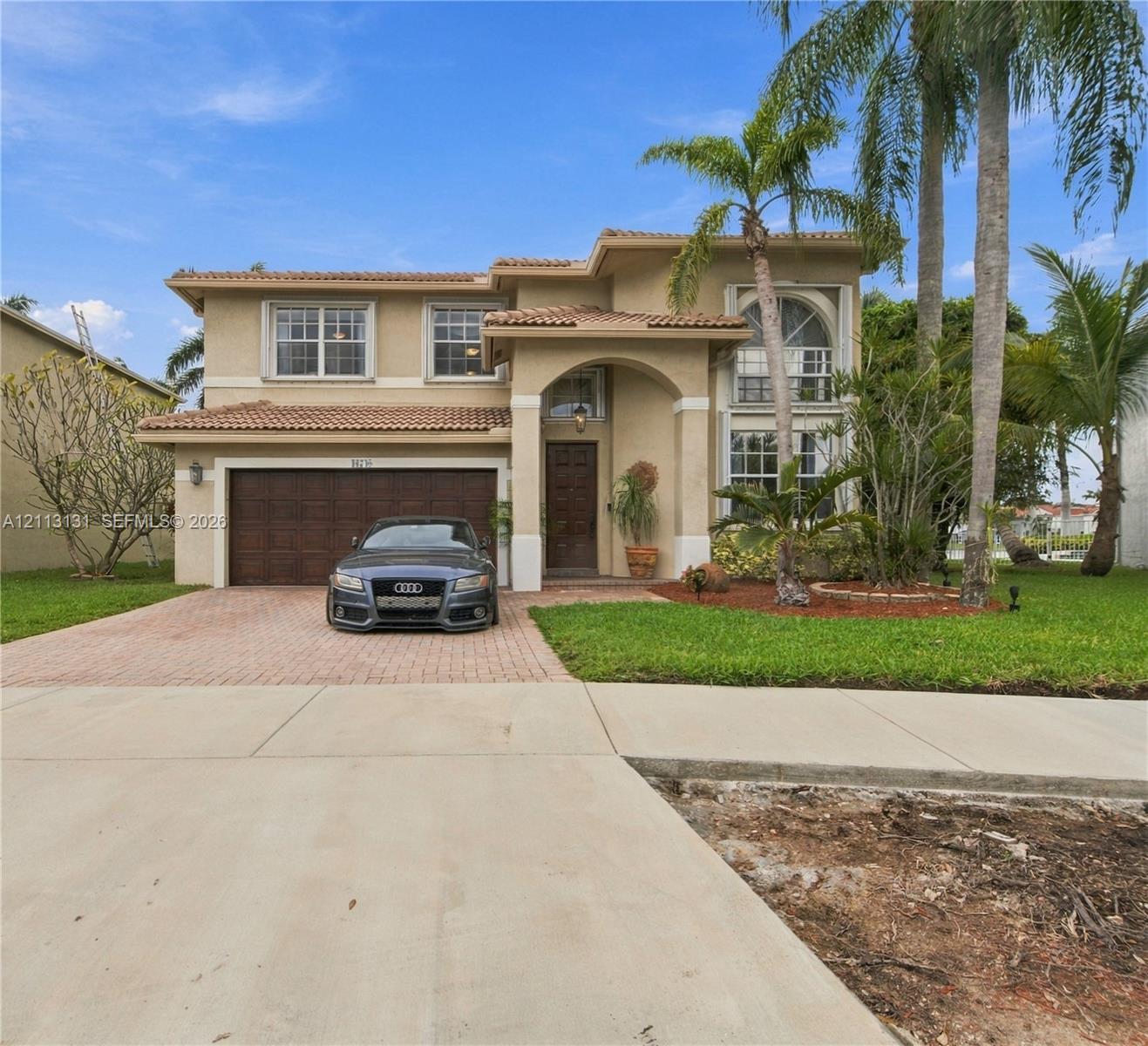 16740 Sapphire Isle Property Photo 1