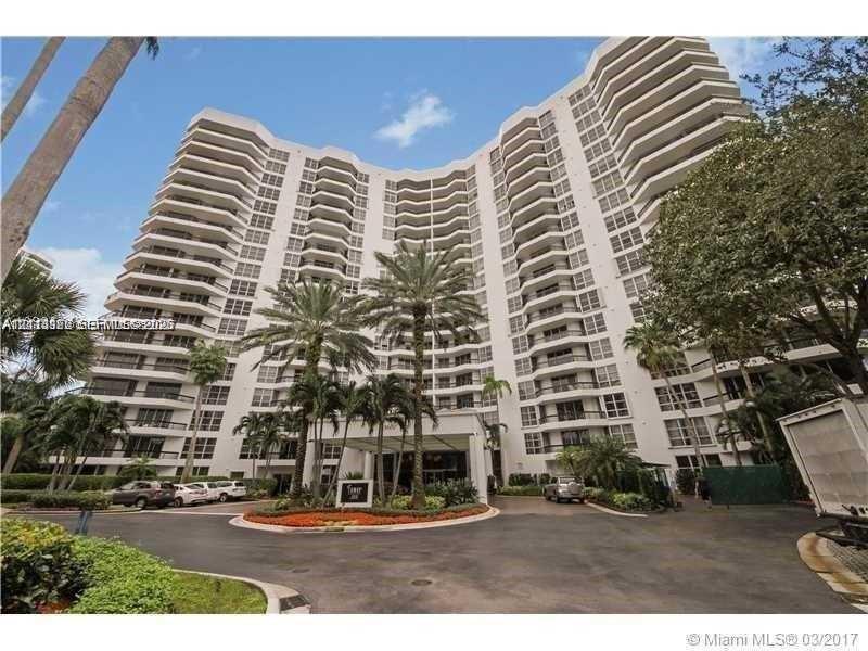 3600 Mystic Pointe Drive 703 Property Photo 15