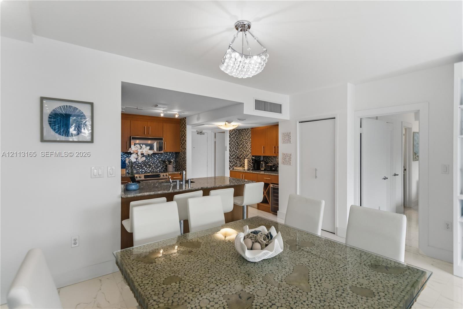 10275 Collins Avenue 229 Property Photo 8