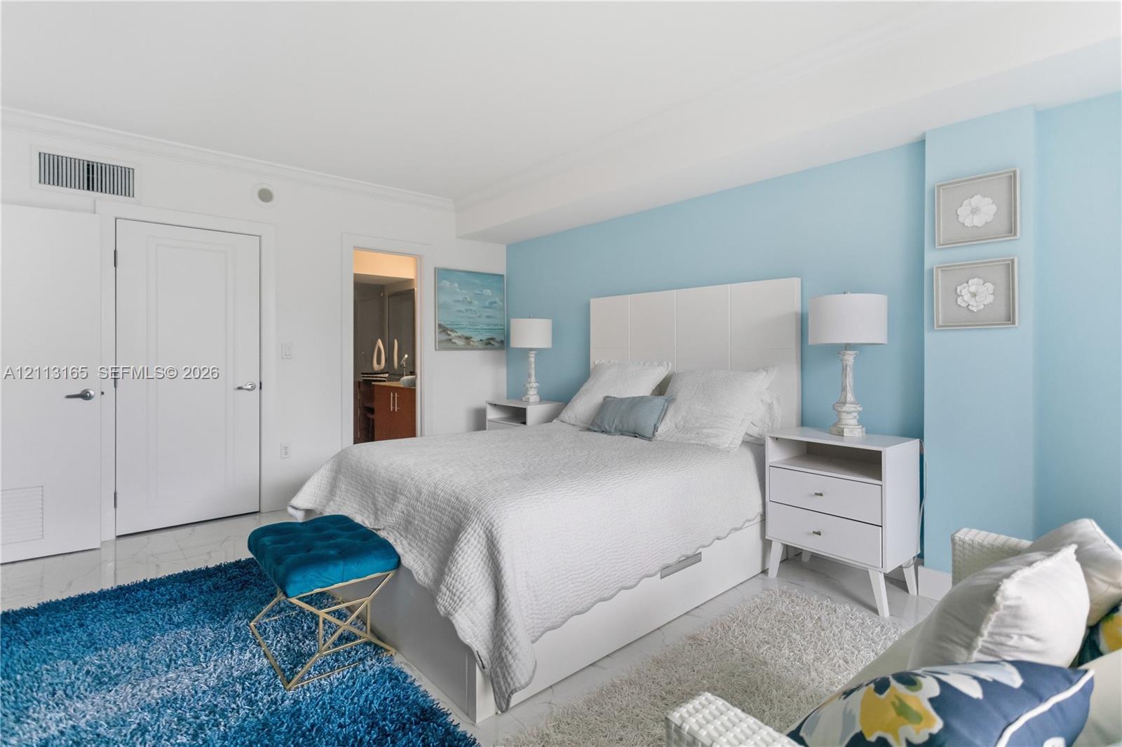 10275 Collins Avenue 229 Property Photo 14