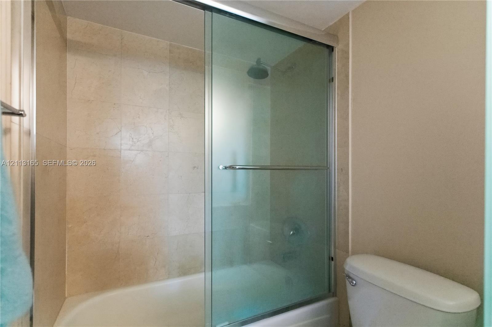 10275 Collins Avenue 229 Property Photo 27