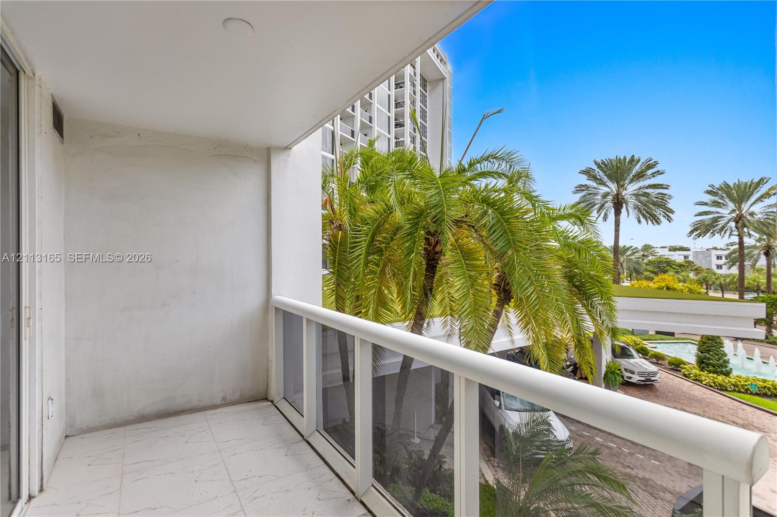 10275 Collins Avenue 229 Property Photo 33