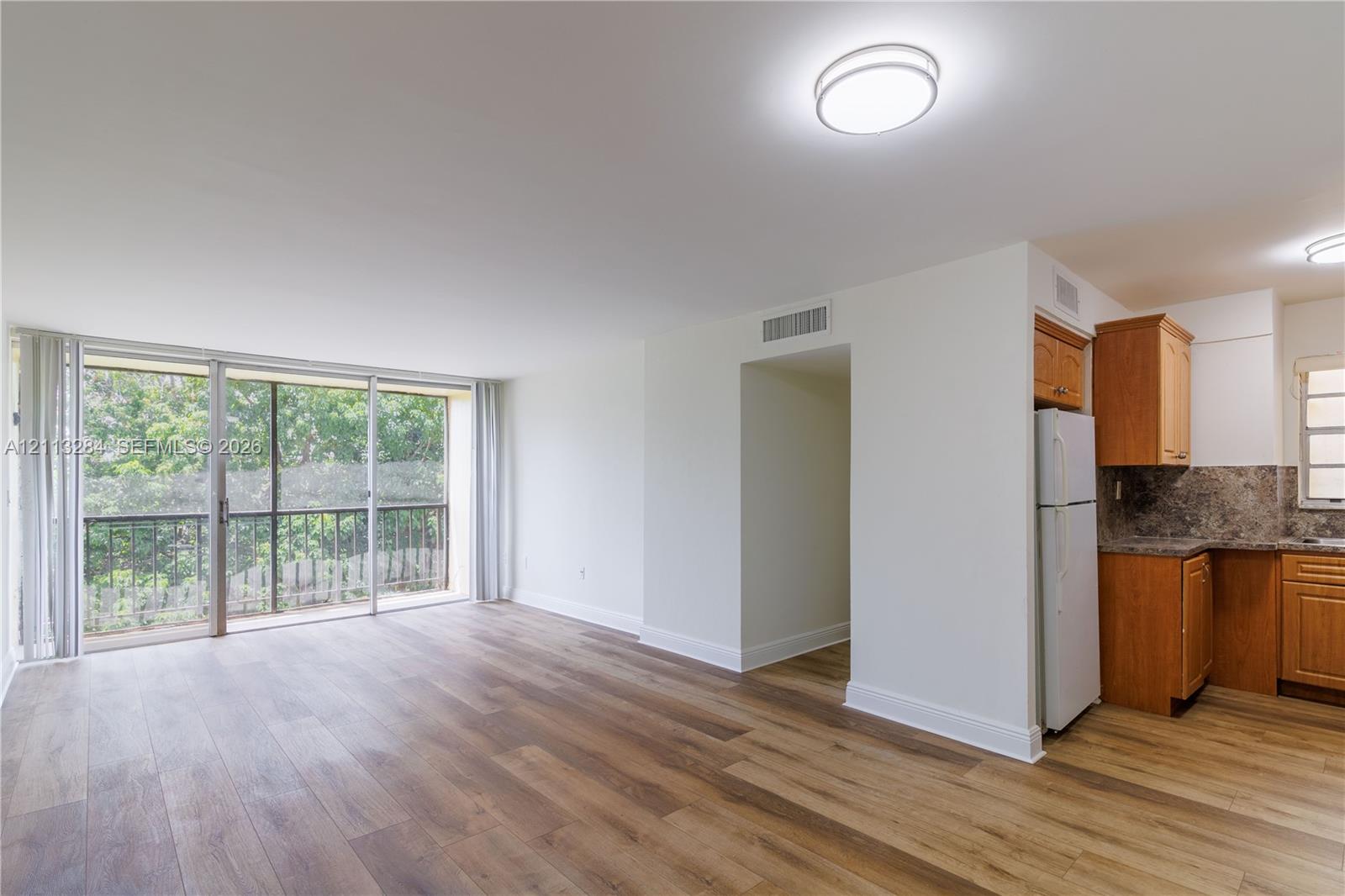 8870 Fontainebleau Boulevard 410 Property Photo 28