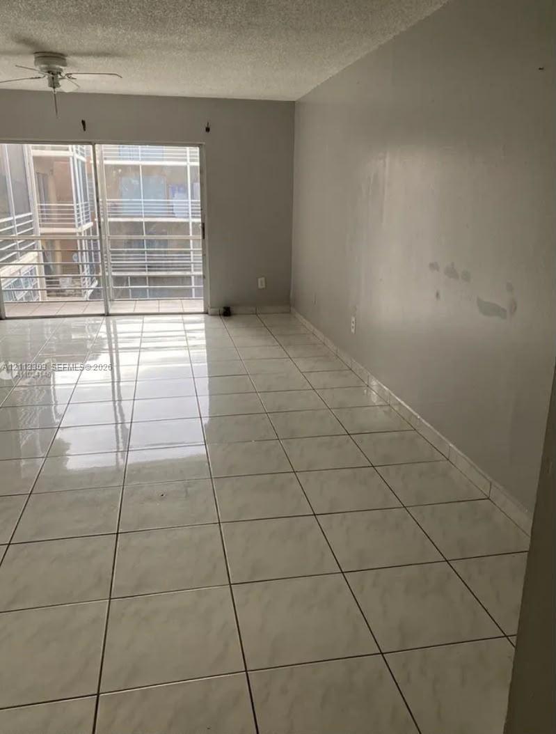 A12113303 Property Photo 3