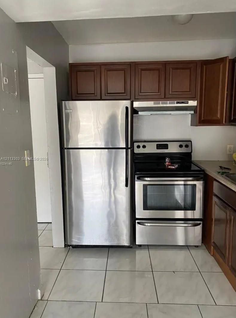 A12113303 Property Photo 5