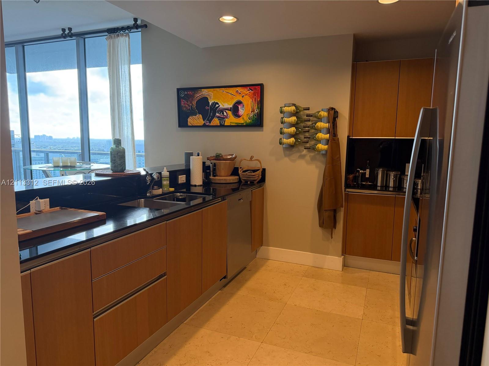 1050 Brickell Avenue 2414 Property Photo 2
