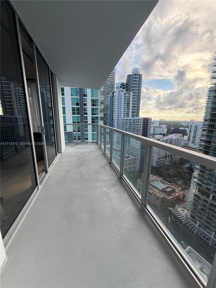 1050 Brickell Avenue 2414 Property Photo 7