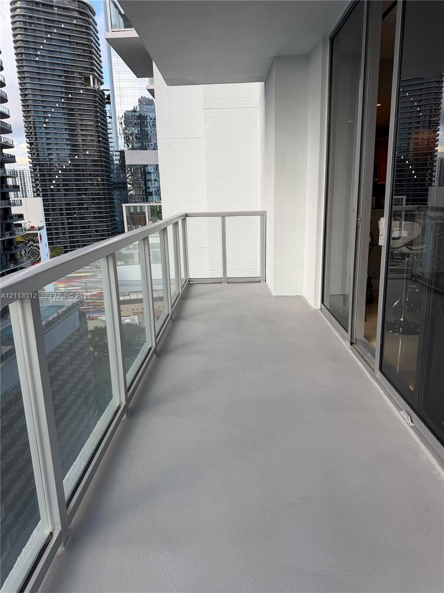 1050 Brickell Avenue 2414 Property Photo 10