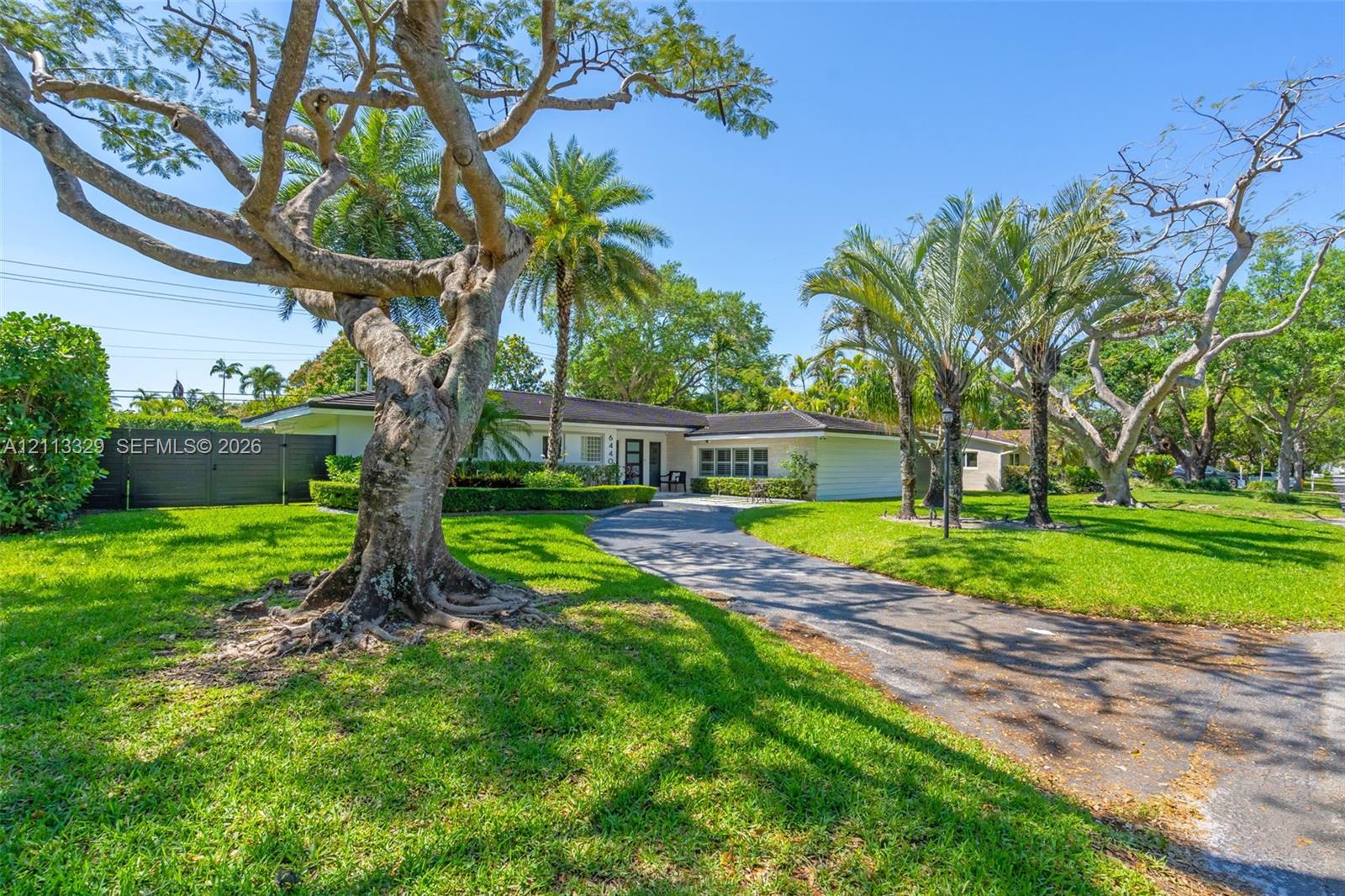 6440 SW 144th Street Property Photo 1