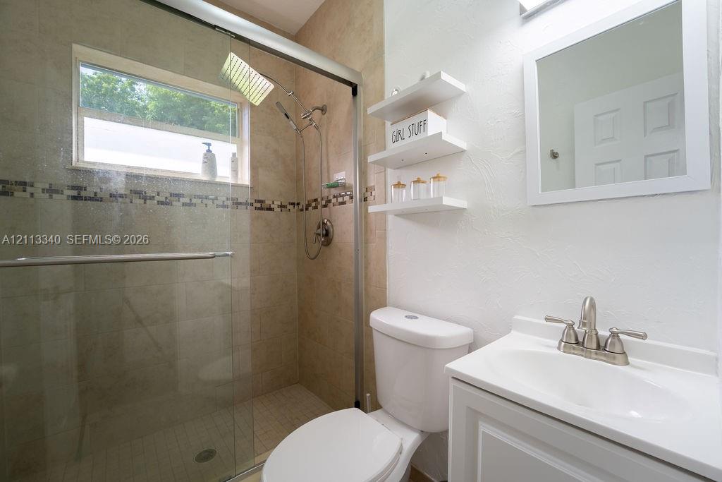 2705 Dolphin Drive Property Photo 23