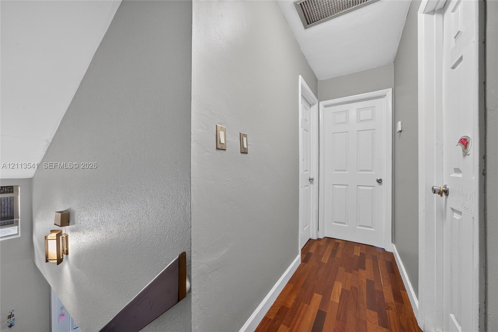 15900 Sw 91st Court Property Photo 14