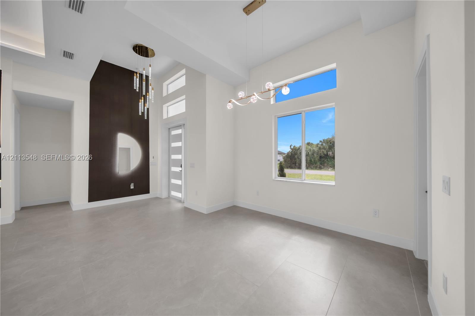 2500 16th Street W Property Photo 14