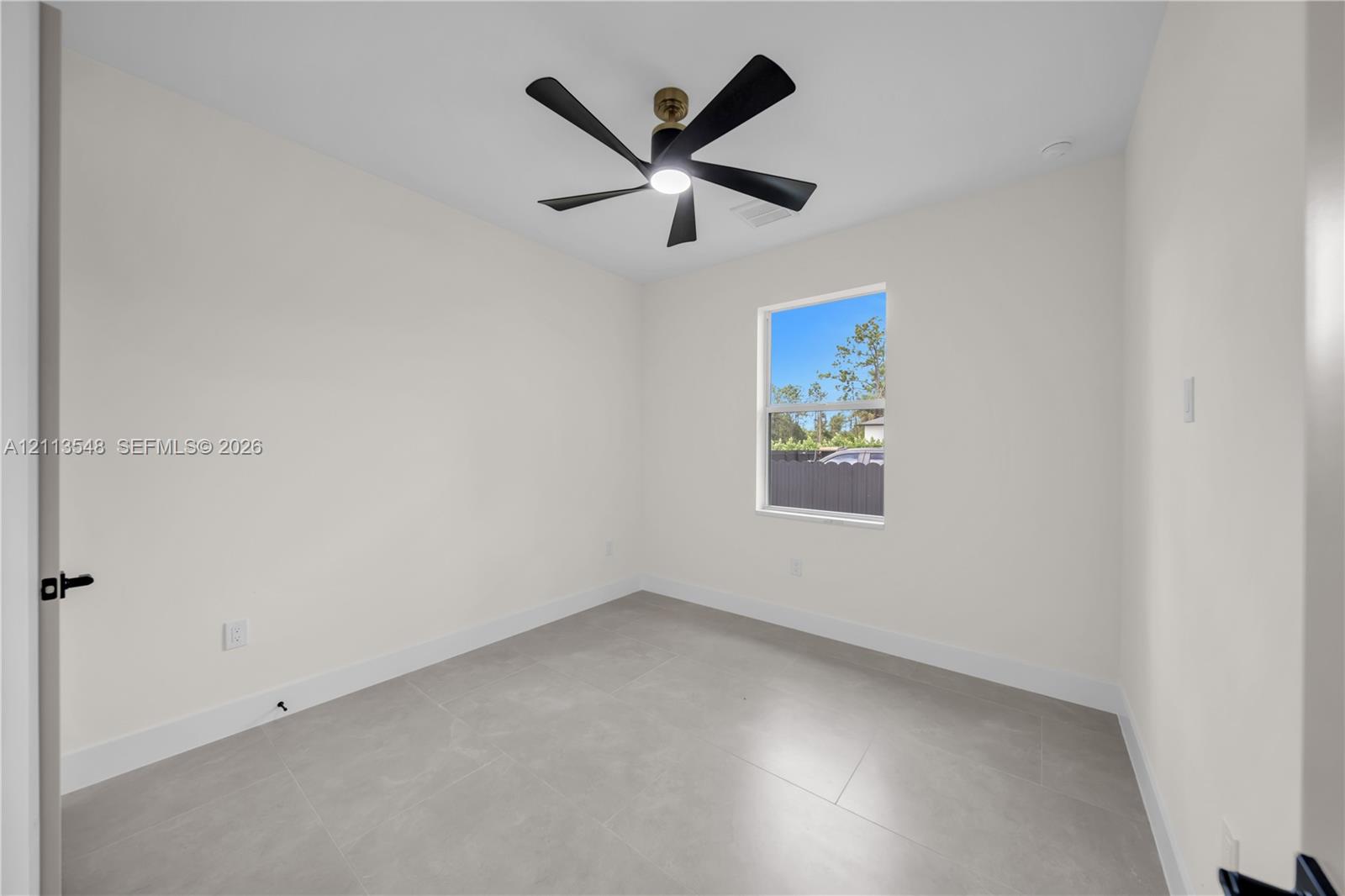 2500 16th Street W Property Photo 33