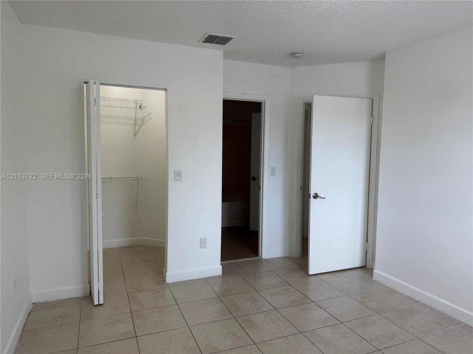18346 Nw 68th Avenue K Property Photo 12
