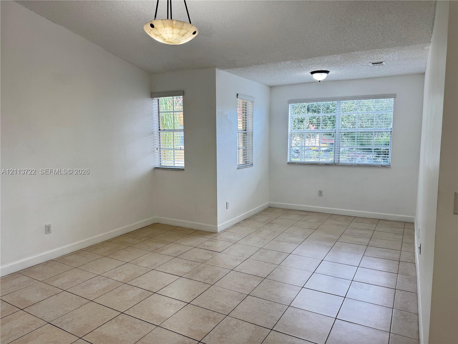 18346 Nw 68th Avenue K Property Photo 22