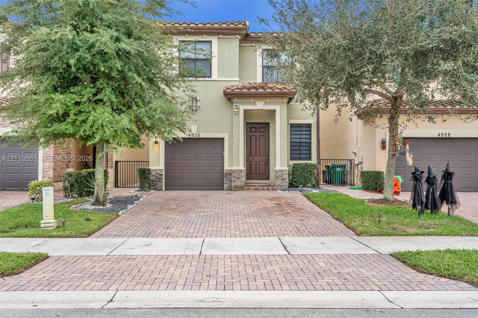 4926 NW 57th Court Property Photo 1