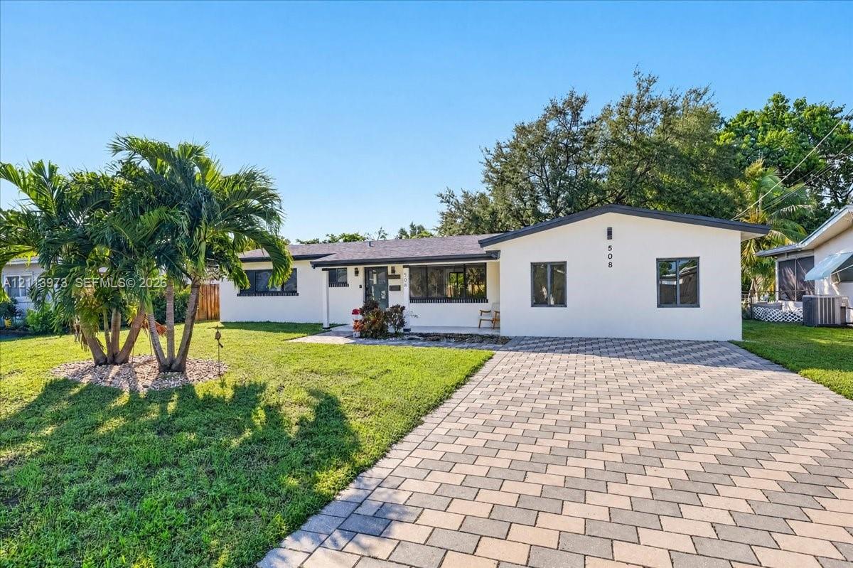508 Nw 30th Court Property Photo 1