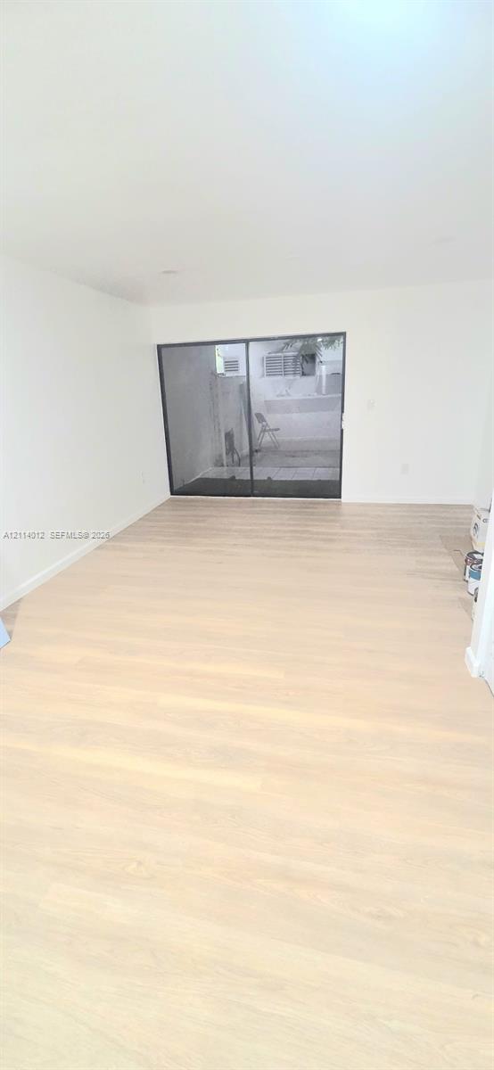 1901 S River Drive 56-f Property Photo 24